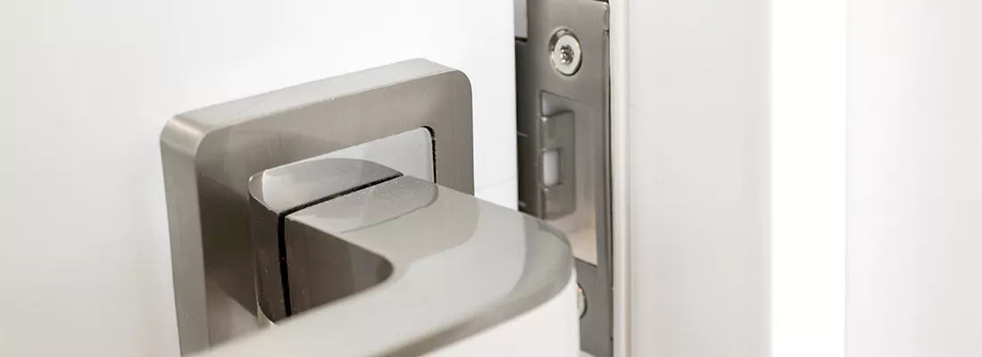 Seamless Integration of Magnetic Locks with Access Control Systems in The Acreage, FL